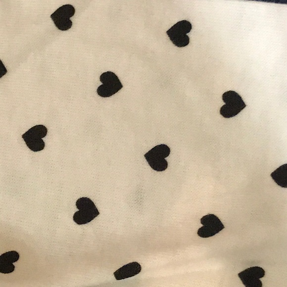 🔥Last Call🔥🆕 Penguin Jumper w/Hearts Onsie Top - Picture 3 of 4